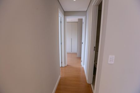 Apartamento para alugar com 70m², 2 quartos e 2 vagas Apartamento para alugar com 70m², 2 quartos e 2 vagasCorredor