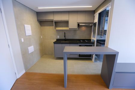 Apartamento para alugar com 70m², 2 quartos e 2 vagas Apartamento para alugar com 70m², 2 quartos e 2 vagasCozinha