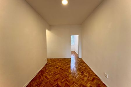 Apartamento para alugar com 2 quartos, 65m² em Laranjeiras, Rio de Janeiro