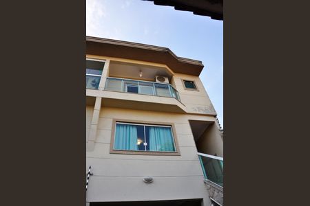 Casa à venda com 210m², 4 quartos e 4 vagasGaragem