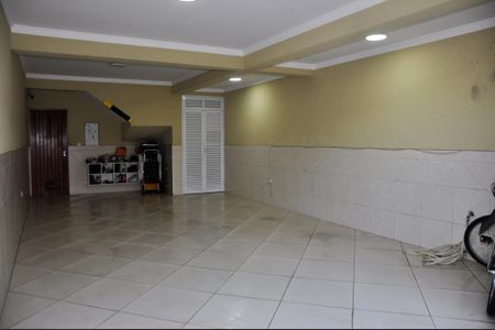 Casa à venda com 210m², 4 quartos e 4 vagasGaragem