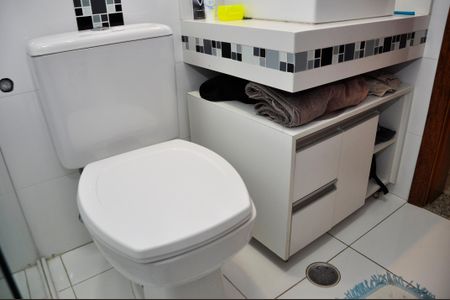 Casa à venda com 210m², 4 quartos e 4 vagasDetalhe - Suíte