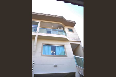 Casa à venda com 210m², 4 quartos e 4 vagasGaragem