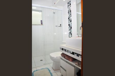 Casa à venda com 210m², 4 quartos e 4 vagasDetalhe - Suíte