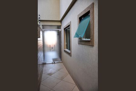Casa à venda com 210m², 4 quartos e 4 vagasCorredor Externo