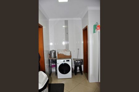 Casa à venda com 210m², 4 quartos e 4 vagasDetalhe - Área de Serviço