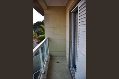 Casa à venda com 210m², 4 quartos e 4 vagasDetalhe - Varanda