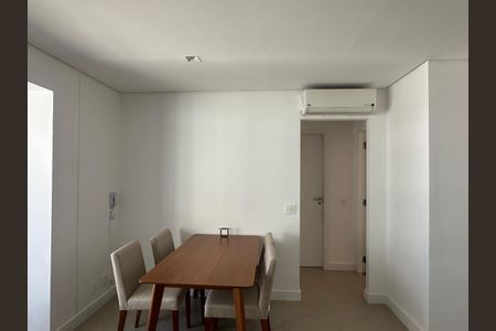 Apartamento à venda com 57m², 2 quartos e 1 vaga Apartamento à venda com 57m², 2 quartos e 1 vagaSala