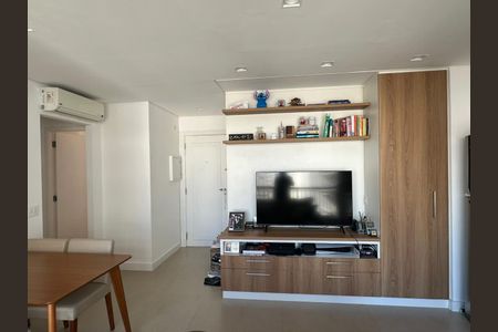 Apartamento à venda com 57m², 2 quartos e 1 vaga Apartamento à venda com 57m², 2 quartos e 1 vagaSala