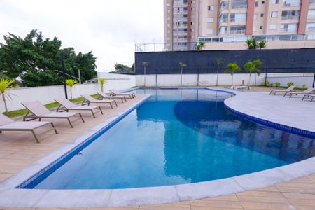 Apartamento para alugar com 100m², 3 quartos e 2 vagas Apartamento para alugar com 100m², 3 quartos e 2 vagasPiscina