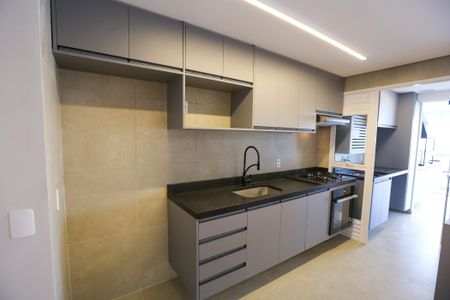Apartamento para alugar com 100m², 3 quartos e 2 vagas Apartamento para alugar com 100m², 3 quartos e 2 vagasCozinha - Armários