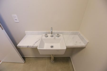 Apartamento para alugar com 100m², 3 quartos e 2 vagas Apartamento para alugar com 100m², 3 quartos e 2 vagasBanheiro da Suíte 1