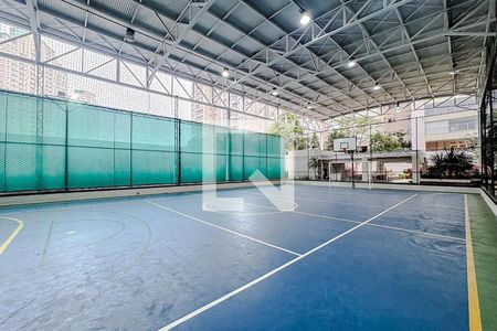 Apartamento à venda com 180m², 3 quartos e 3 vagas Apartamento à venda com 180m², 3 quartos e 3 vagasÁrea externa