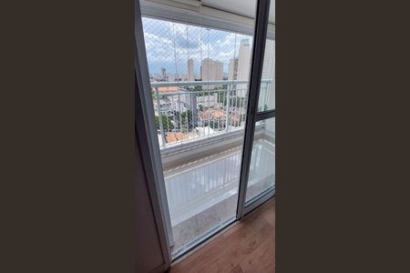 Apartamento à venda com 180m², 3 quartos e 3 vagas Apartamento à venda com 180m², 3 quartos e 3 vagasVaranda