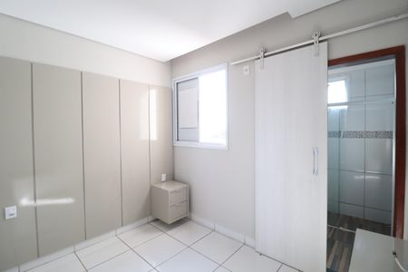 Apartamento para alugar com 65m², 2 quartos e 1 vagaQuarto 1 - Suíte