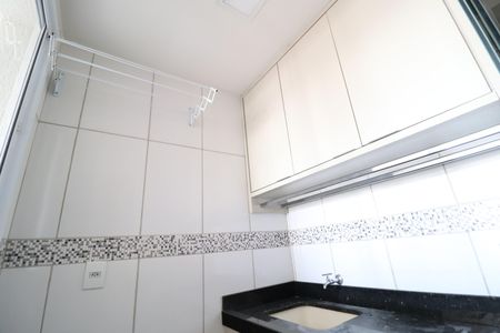 Apartamento para alugar com 65m², 2 quartos e 1 vagaCozinha e Área de Serviço