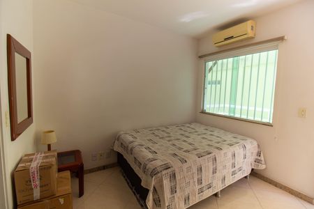 Casa de condomínio para alugar com 280m², 5 quartos e 2 vagas