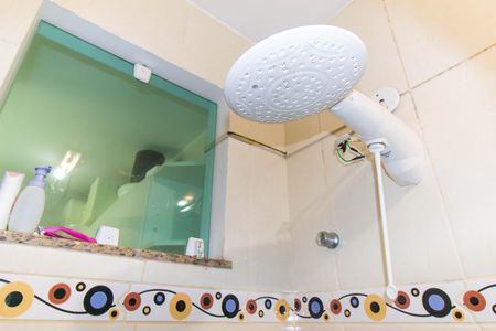 Casa de condomínio para alugar com 280m², 5 quartos e 2 vagas