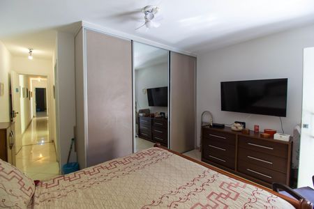Casa de condomínio para alugar com 280m², 5 quartos e 2 vagas