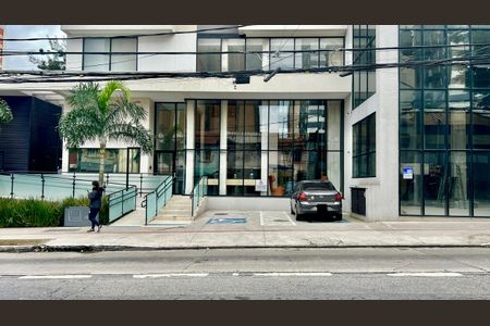 Studio para alugar com 25m², 1 quarto e sem vaga Studio para alugar com 25m², 1 quarto e sem vagaFachada