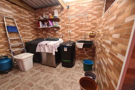 Casa à venda com 164m², 3 quartos e 3 vagasÁrea de Serviço