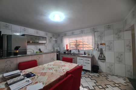 Casa à venda com 164m², 3 quartos e 3 vagasCozinha