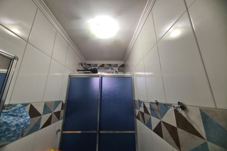 Casa à venda com 164m², 3 quartos e 3 vagasBanheiro 1