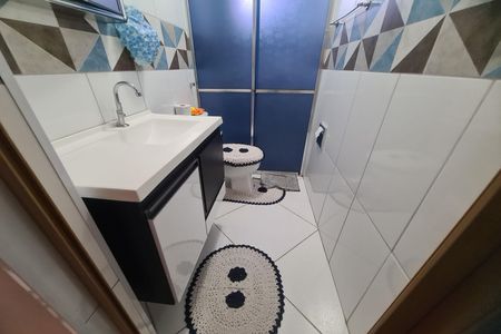Casa à venda com 164m², 3 quartos e 3 vagasBanheiro 1