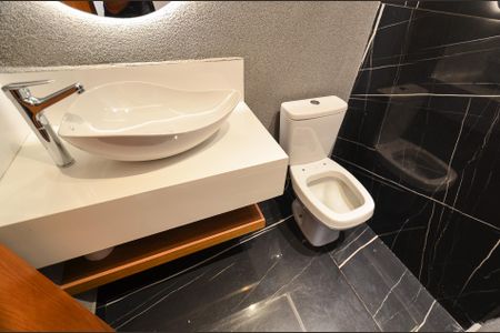 Apartamento à venda com 120m², 3 quartos e 2 vagas Apartamento à venda com 120m², 3 quartos e 2 vagasLavabo
