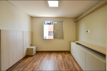 Apartamento à venda com 120m², 3 quartos e 2 vagas Apartamento à venda com 120m², 3 quartos e 2 vagasSuíte 3
