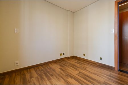 Apartamento à venda com 120m², 3 quartos e 2 vagas Apartamento à venda com 120m², 3 quartos e 2 vagasSuíte 1