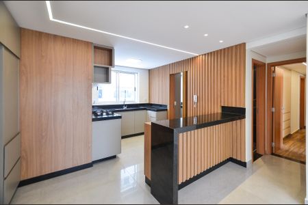 Apartamento à venda com 120m², 3 quartos e 2 vagas Apartamento à venda com 120m², 3 quartos e 2 vagasCozinha