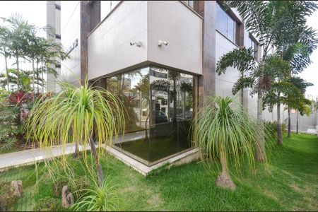 Apartamento à venda com 120m², 3 quartos e 2 vagas Apartamento à venda com 120m², 3 quartos e 2 vagasEntrada