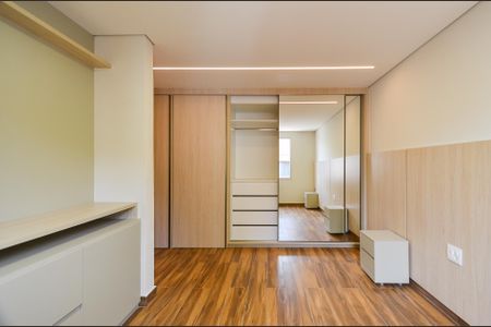 Apartamento à venda com 120m², 3 quartos e 2 vagas Apartamento à venda com 120m², 3 quartos e 2 vagasSuíte 3