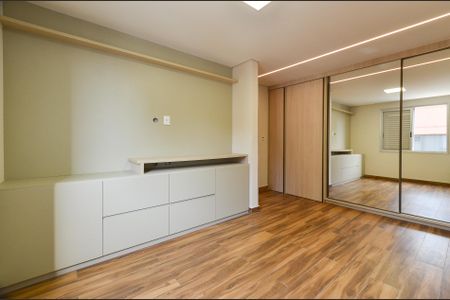 Apartamento à venda com 120m², 3 quartos e 2 vagas Apartamento à venda com 120m², 3 quartos e 2 vagasSuíte 3