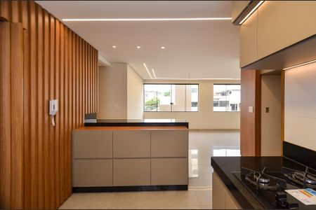 Apartamento à venda com 120m², 3 quartos e 2 vagas Apartamento à venda com 120m², 3 quartos e 2 vagasCozinha