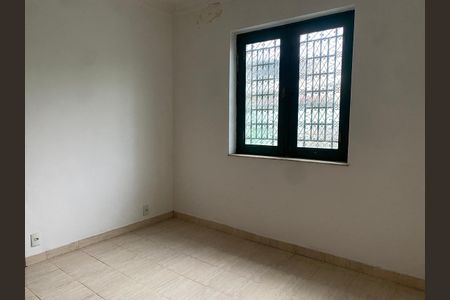 Casa à venda com 360m², 4 quartos e 8 vagasQuarto