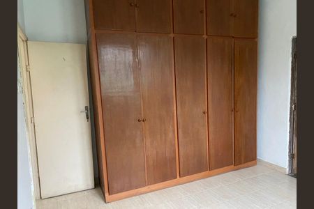 Casa à venda com 360m², 4 quartos e 8 vagasQuarto