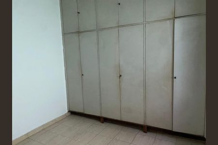 Casa à venda com 360m², 4 quartos e 8 vagasQuarto