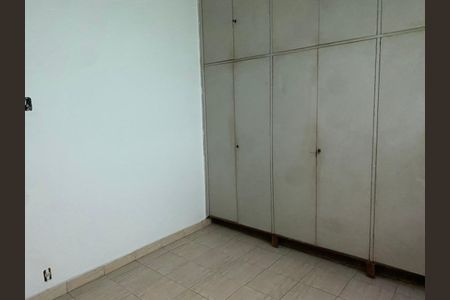 Casa à venda com 360m², 4 quartos e 8 vagasQuarto