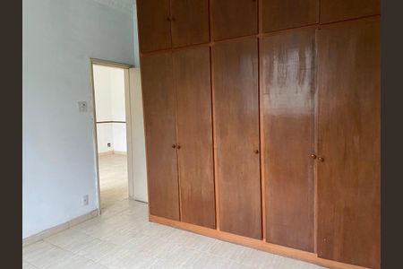 Casa à venda com 360m², 4 quartos e 8 vagasQuarto