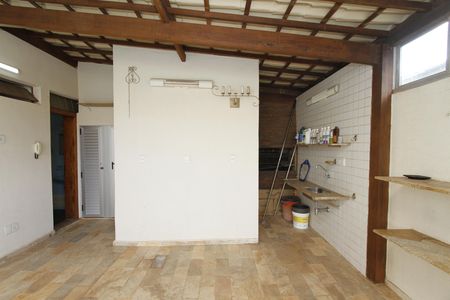 Casa para alugar com 390m², 5 quartos e 4 vagasChurrasqueira
