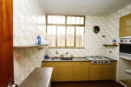 Casa para alugar com 390m², 5 quartos e 4 vagasEdícula 
