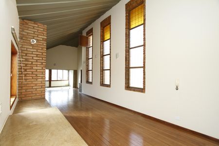 Casa para alugar com 390m², 5 quartos e 4 vagasSala 2