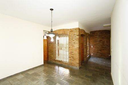 Casa para alugar com 390m², 5 quartos e 4 vagasCopa