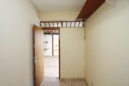 Casa para alugar com 390m², 5 quartos e 4 vagasDespensa