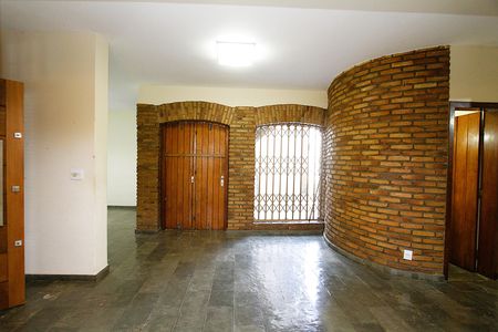 Casa para alugar com 390m², 5 quartos e 4 vagasSala 2