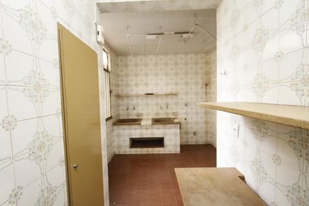 Casa para alugar com 390m², 5 quartos e 4 vagasEdícula 