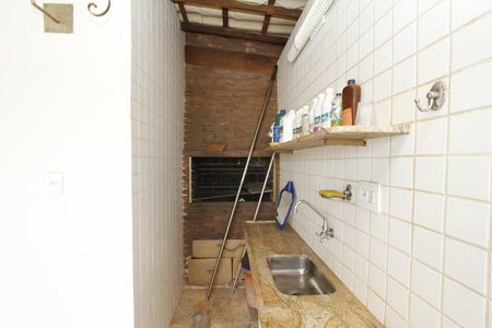 Casa para alugar com 390m², 5 quartos e 4 vagasChurrasqueira