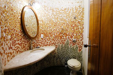 Casa para alugar com 390m², 5 quartos e 4 vagasLavabo